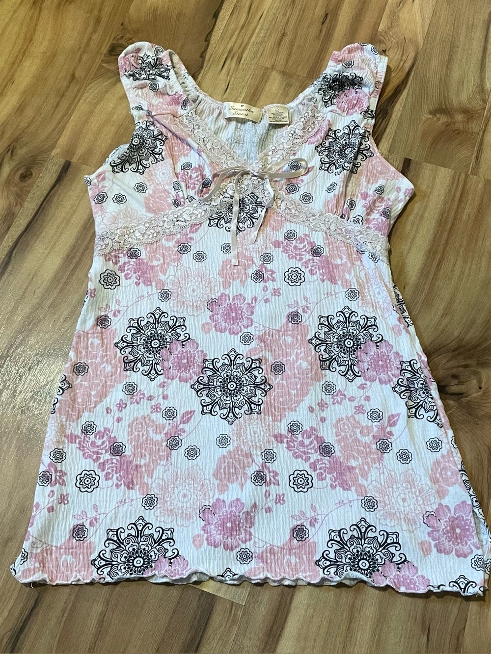 Y2K Samantha Stuart Pink Floral Mandala Lace Trim Camisole Top - L Jr